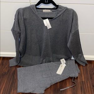 Sweatshirt/ sweat pant matching set